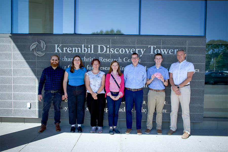 Team photo at Krembil Discovery Tower