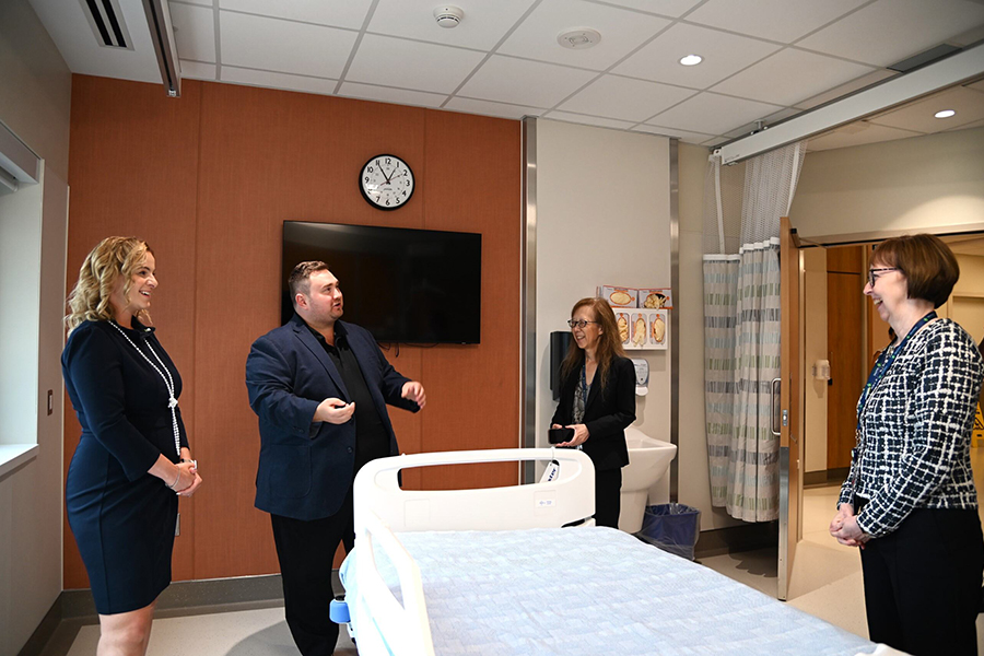 Ontario Ministers tour UHN's West Park Healthcare Centre